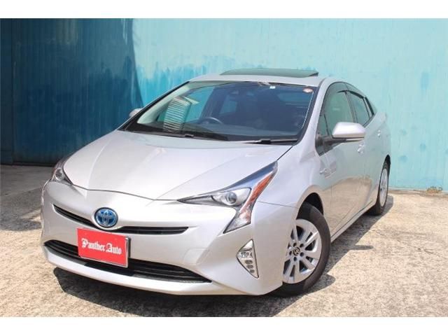 TOYOTA PRIUS 2016