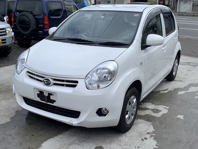 DAIHATSU BOON 4WD 2011