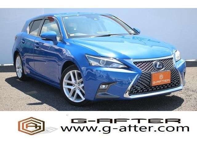 TOYOTA LEXUS CT200h 2021