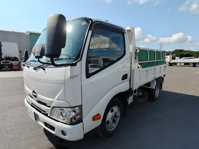 Hino DUTRO 2020