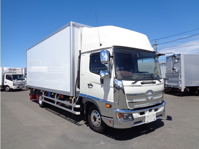 Hino RANGER 2021