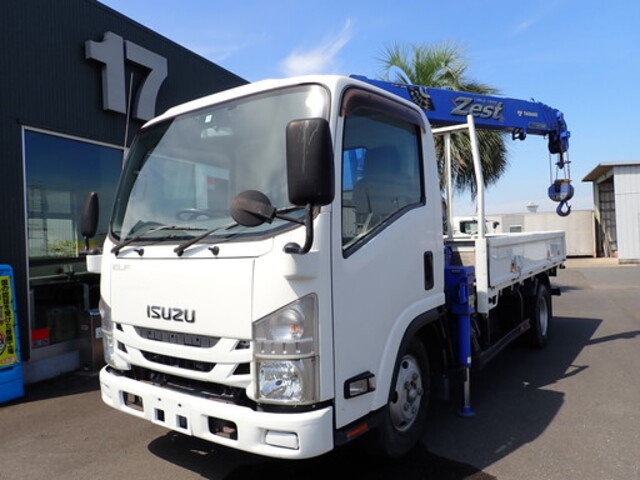 Isuzu ELF 2016