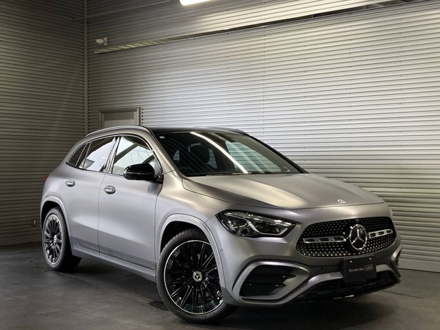 MERCEDES-BENZ GLA class 2023