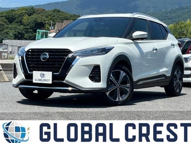 NISSAN KICKS 2022