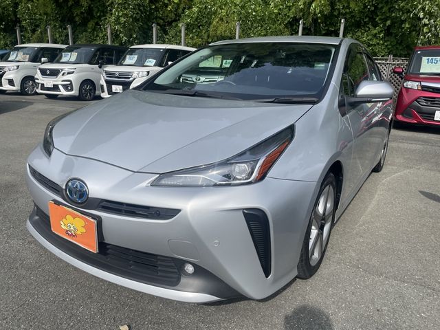 TOYOTA PRIUS 4WD 2021