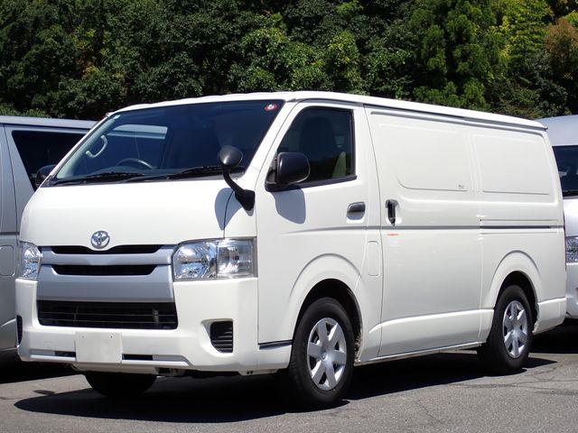 TOYOTA HIACE van 1.2t 2WD 2018