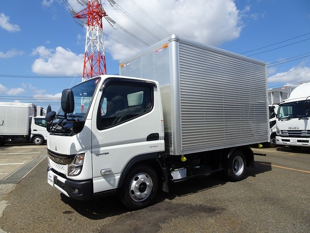 Mitsubishi CANTER 2024