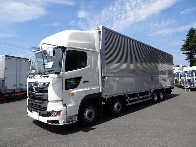 Hino PROFIA 2024