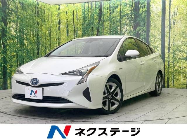 TOYOTA PRIUS 2016