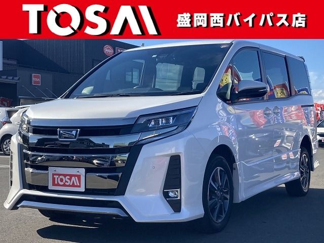 TOYOTA NOAH 4WD 2019