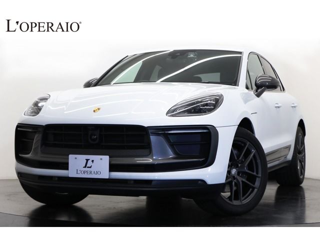 PORSCHE Macan 2023