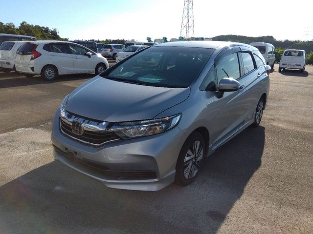 HONDA SHUTTLE HYBRID 2021