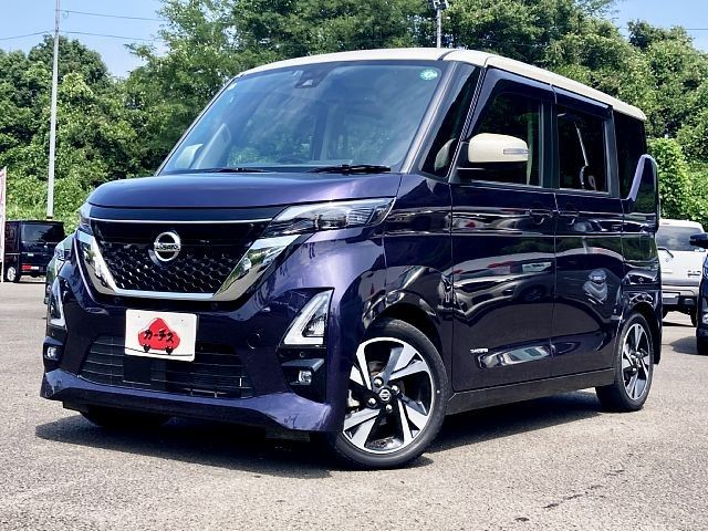 NISSAN ROOX 2021