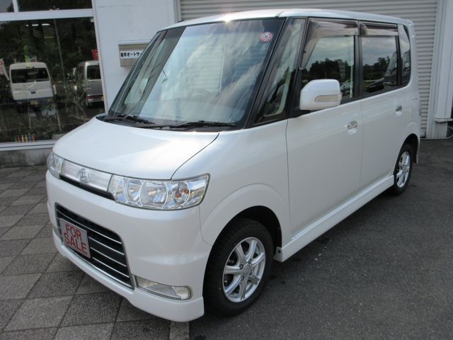 DAIHATSU TANTO CUSTOM 4WD 2006