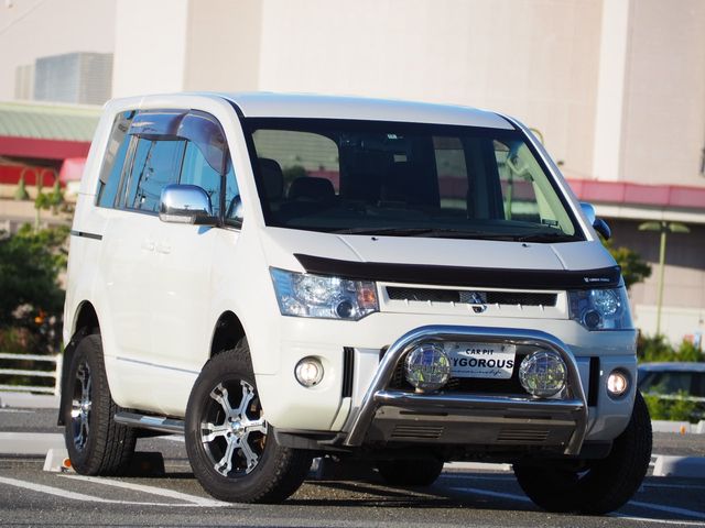 MITSUBISHI DELICA D:5 4WD 2008