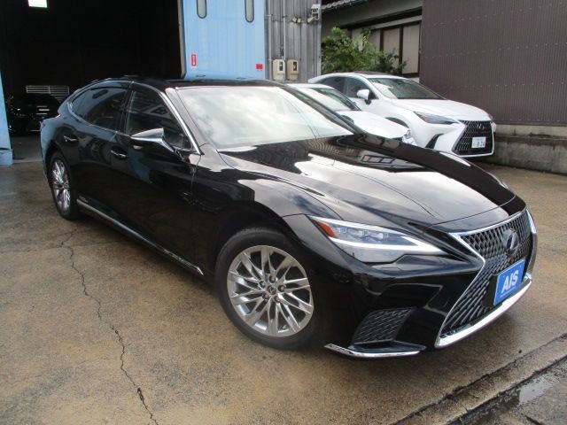 TOYOTA LEXUS LS500h 4WD 2022