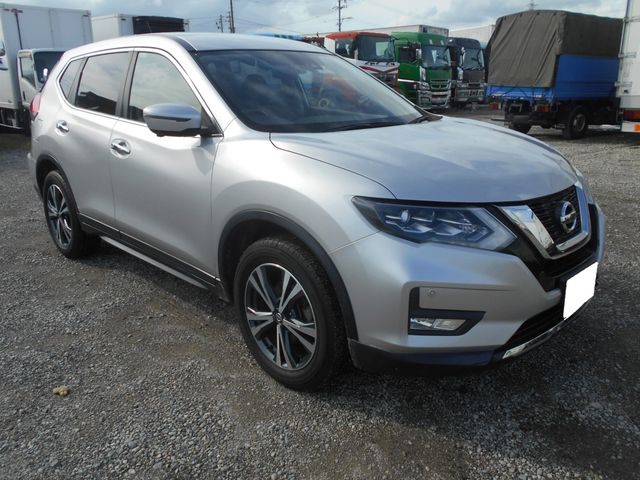 NISSAN X-TRAIL 4WD 2018