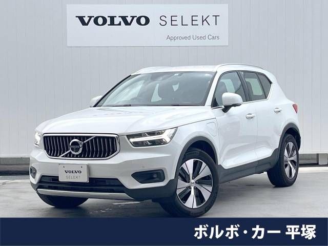 VOLVO XC40 2022