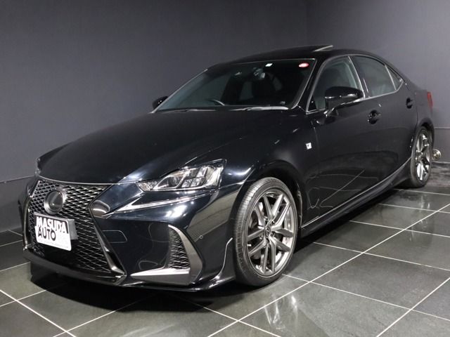 TOYOTA LEXUS IS350 2019