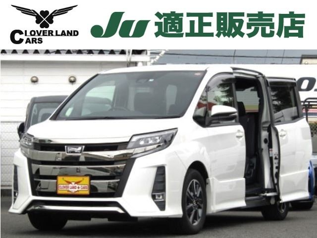 TOYOTA NOAH 2017