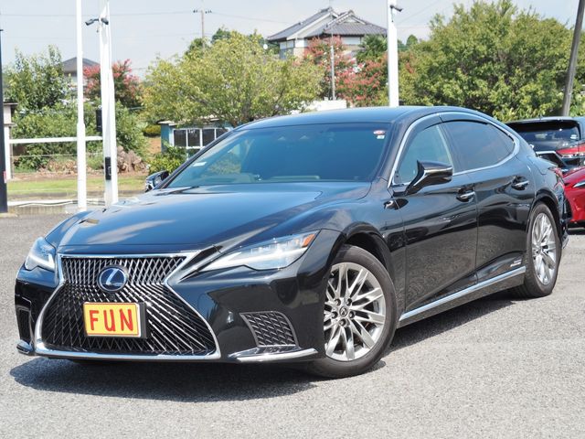 TOYOTA LEXUS LS500h 4WD 2022