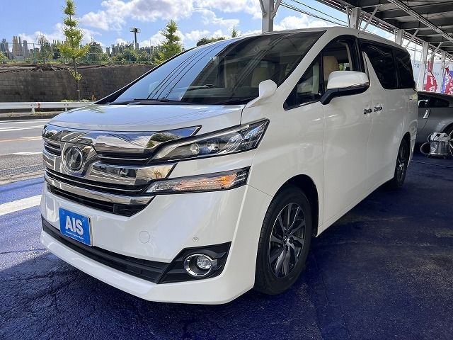 TOYOTA VELLFIRE 2017