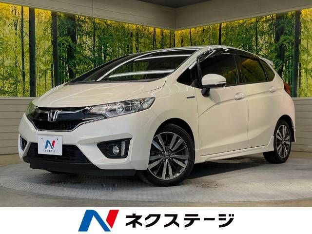 HONDA FIT HYBRID 2015