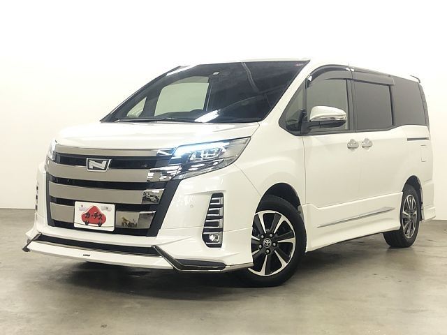 TOYOTA NOAH 2020