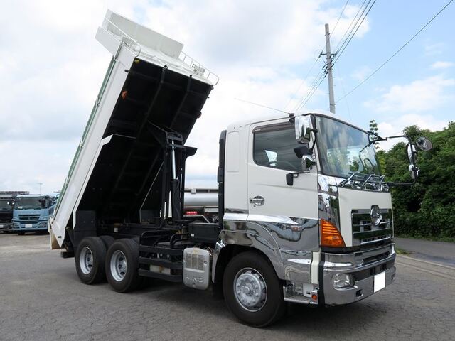 Hino PROFIA 2015