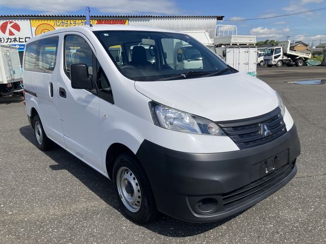 MITSUBISHI DELICA van 2WD 2018