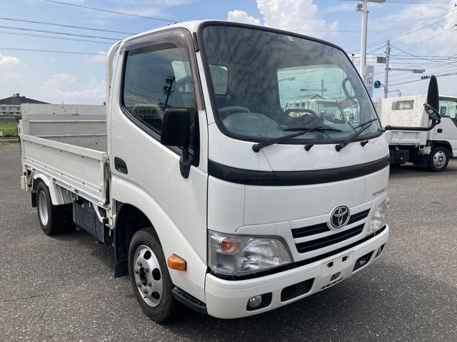 TOYOTA DYNA 2014