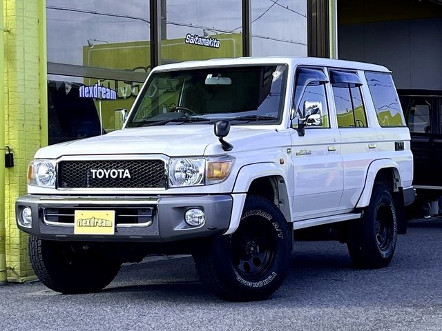 TOYOTA LANDCRUISER van 2015