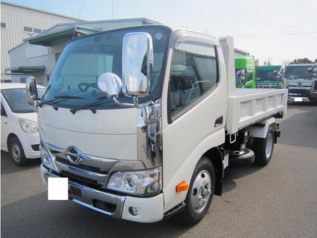 Hino DUTRO 2024