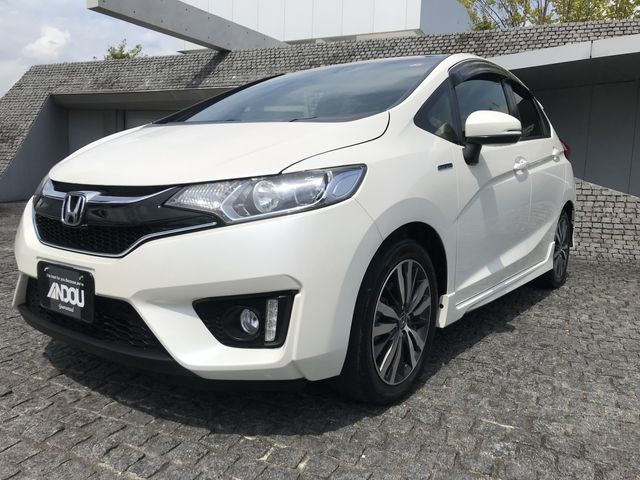 HONDA FIT HYBRID 2016