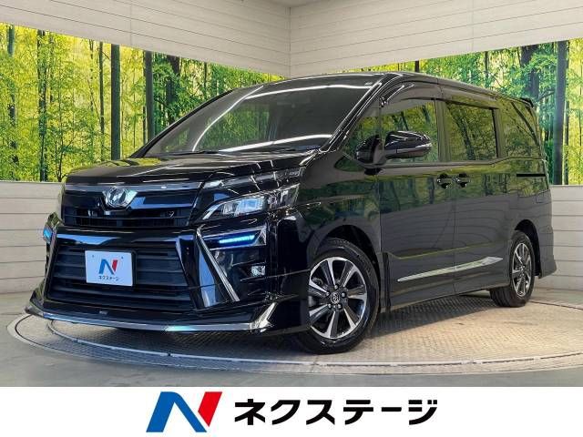 TOYOTA VOXY 2017