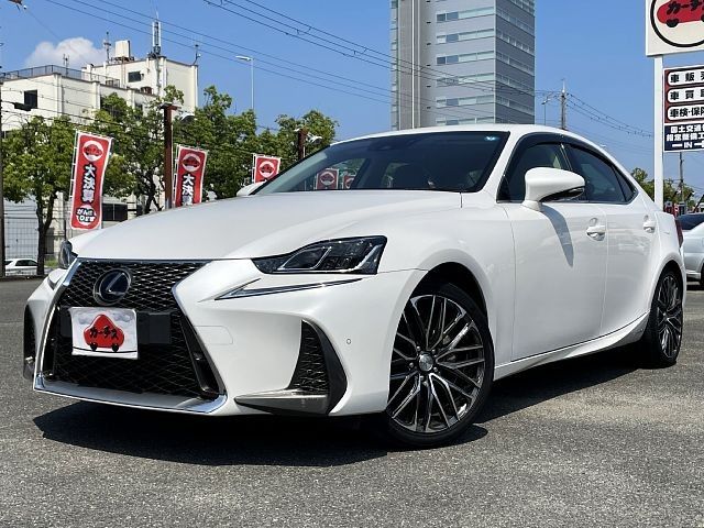 TOYOTA LEXUS IS300h 2017