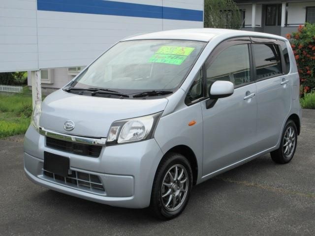 DAIHATSU MOVE 4WD 2013