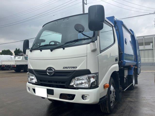 Hino DUTRO 2017