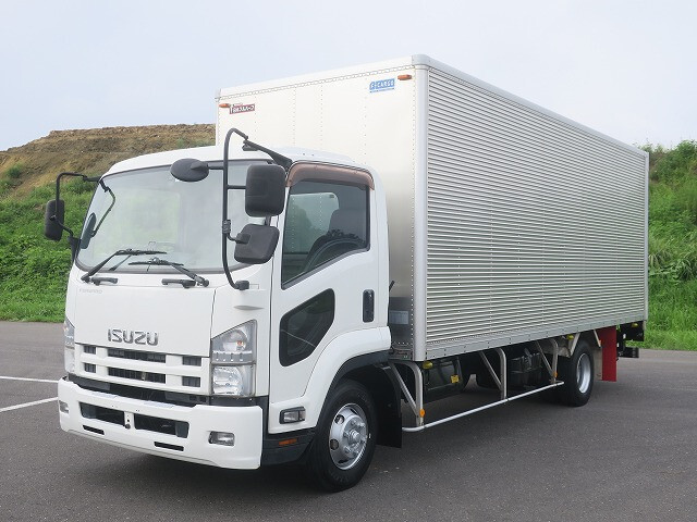 Isuzu FORWARD 2013