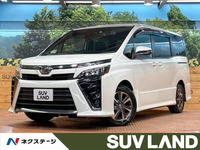 TOYOTA VOXY 2017