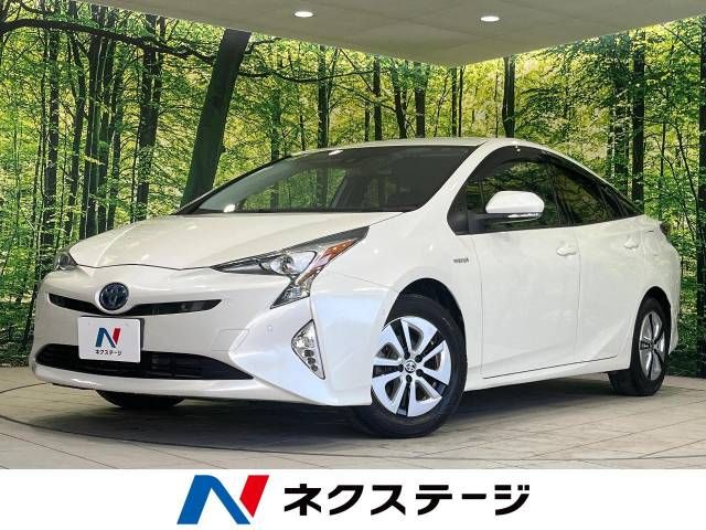 TOYOTA PRIUS 2018