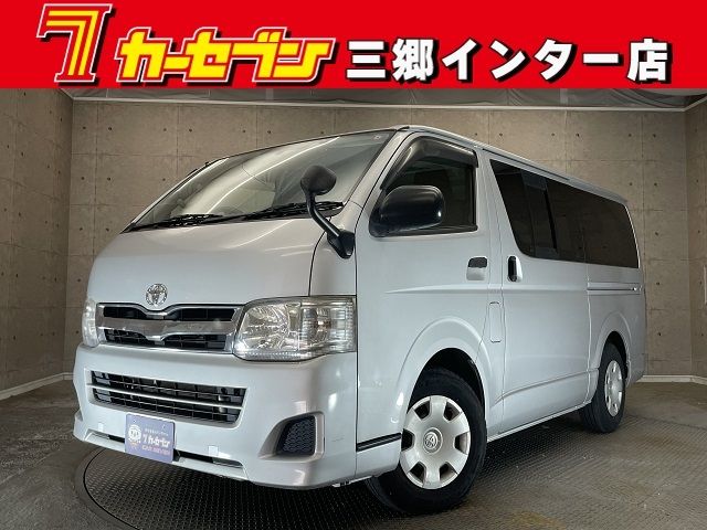 TOYOTA HIACE van 1.2t 2WD 2012