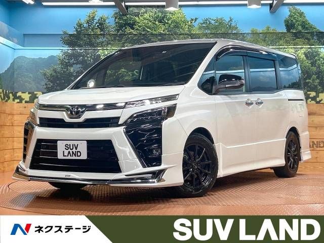 TOYOTA VOXY 2019