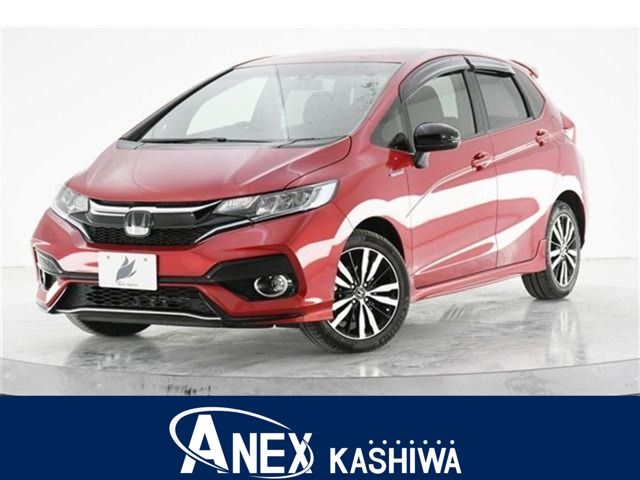 HONDA FIT HYBRID 2017