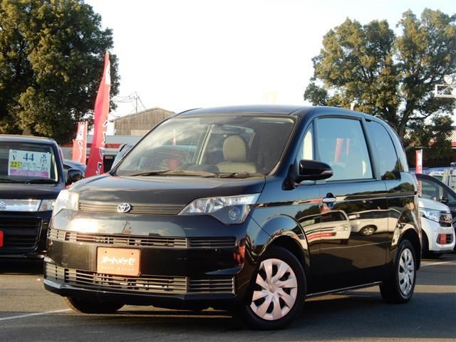 TOYOTA SPADE 2013