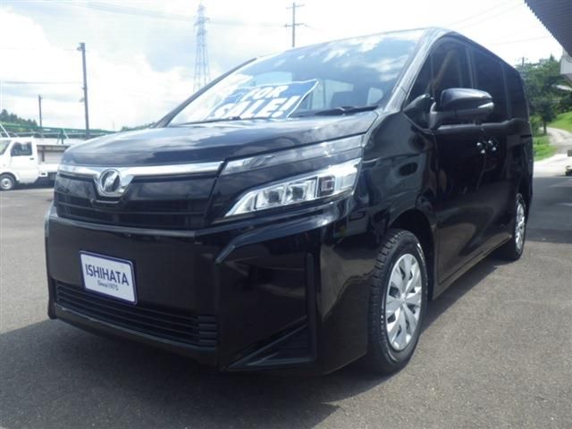 TOYOTA VOXY 4WD 2020