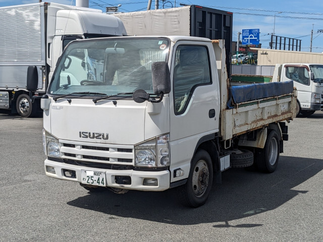 Isuzu ELF 2014