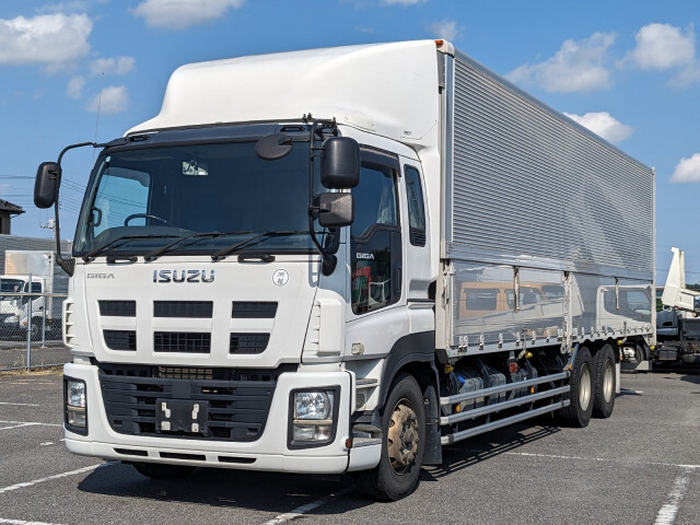 Isuzu GIGA 2014