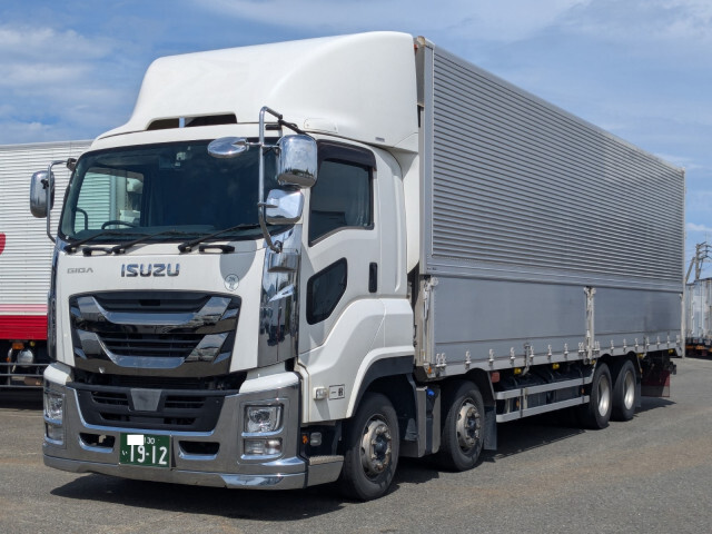 Isuzu GIGA 2019