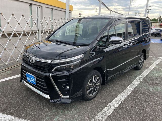 TOYOTA VOXY 4WD 2019